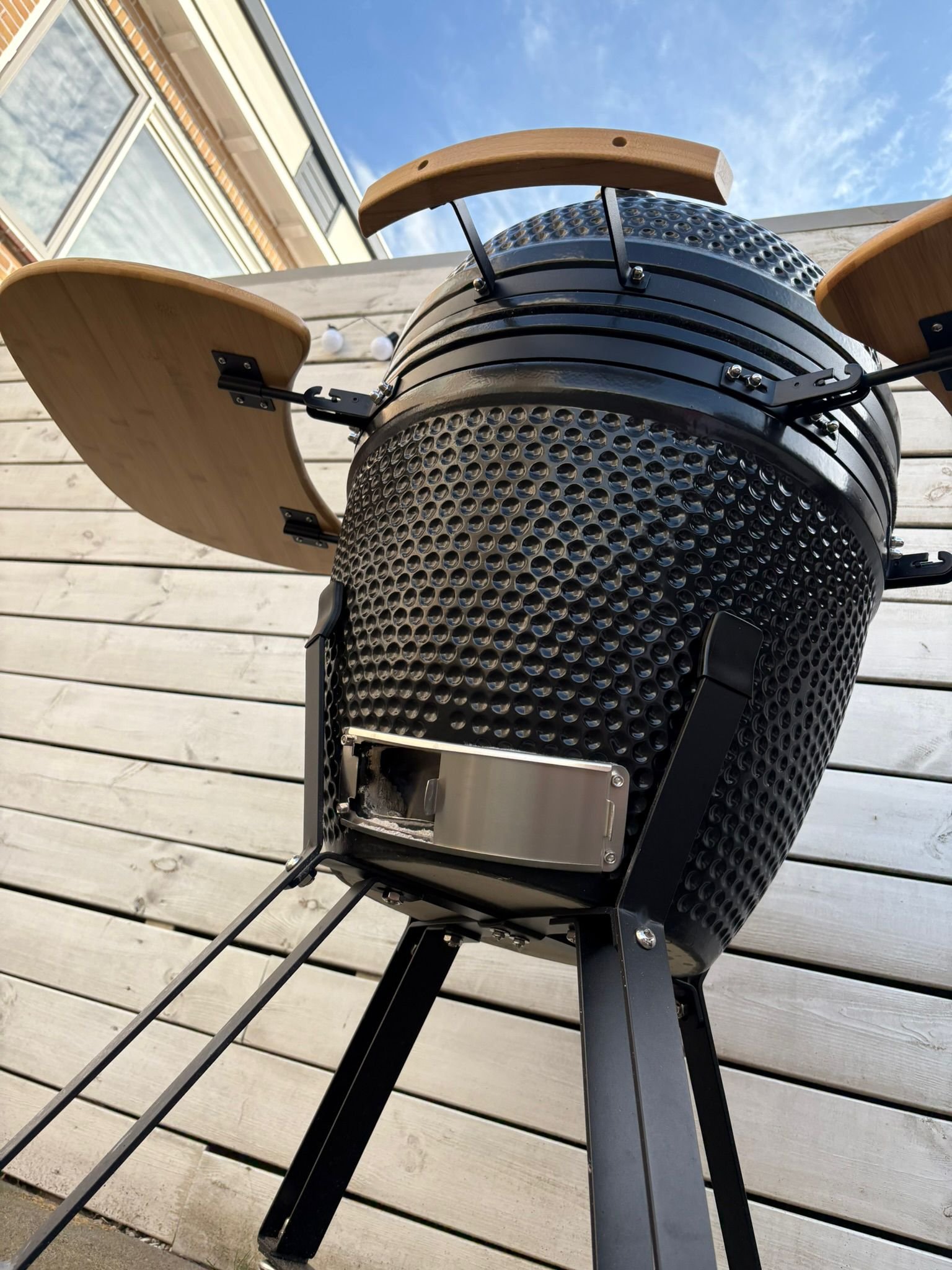 Kamado schoonmaken